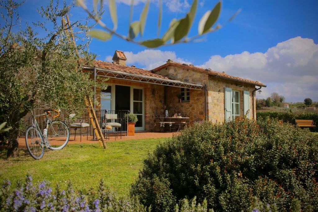 La Casina Della Quercia, Your Tuscan Oak Tree House 오스테리아 델레 노치 외부 사진
